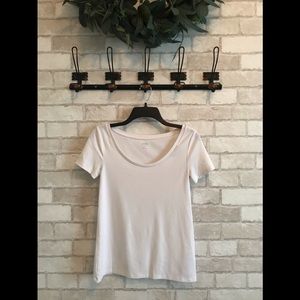 Basic White Scoop Neck Tee